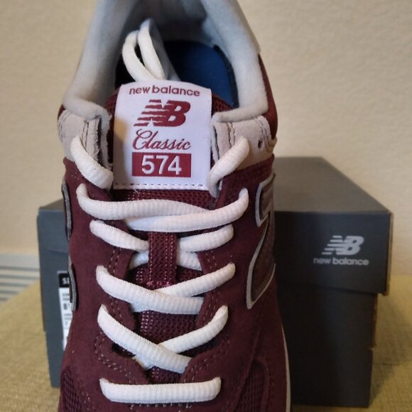 New Balance 574 Core Classic - Women's Sz 8.5 Medium- Burgundy Suede/Mesh - Picture 5 of 9
